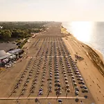 Cozy Flat 80mt From The Beach-beahost * Бібіоне