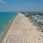 Cozy Flat 80mt From The Beach-beahost Апартаменти Бібіоне