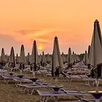 Apartman Cozy Flat 80mt From The Beach-beahost *