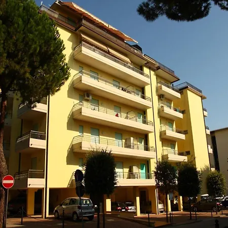 Appartement Cozy Flat 80 Metres From The - Beahost *