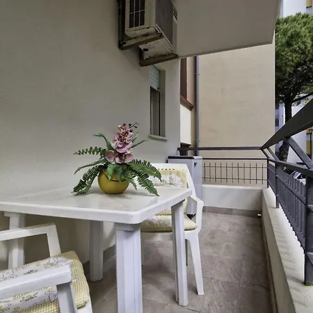 Cozy Flat 80 M From The - Beahost Апартаменти Бібіоне