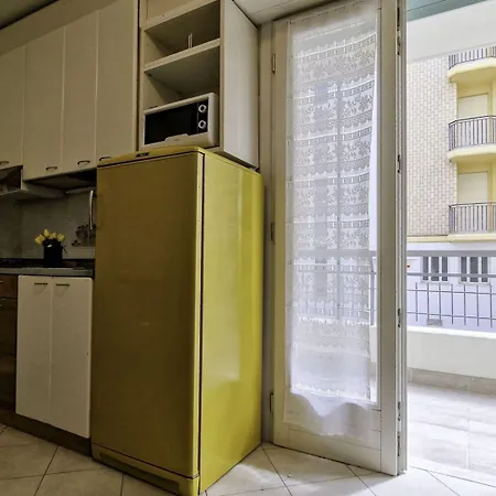 Cozy Flat 80 M From The - Beahost Апартаменти *