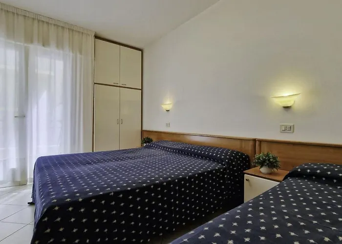 Cozy Flat 80mt From The Beach-beahost 아파트 *